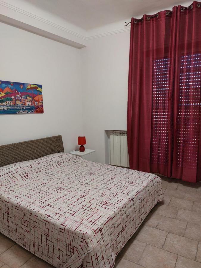 Marina Apartments Taranto Exteriör bild