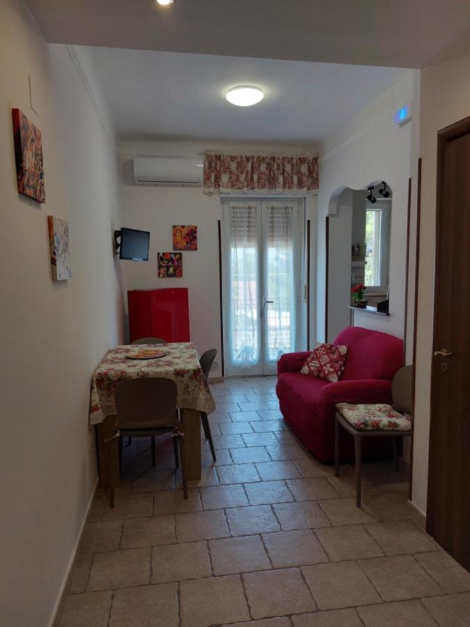 Marina Apartments Taranto Exteriör bild